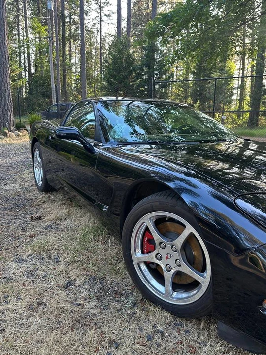 2001 Chevrolet Corvette C5 - Image 2 of 16