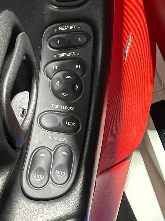 2001 Chevrolet Corvette C5 - Image 2 of 6