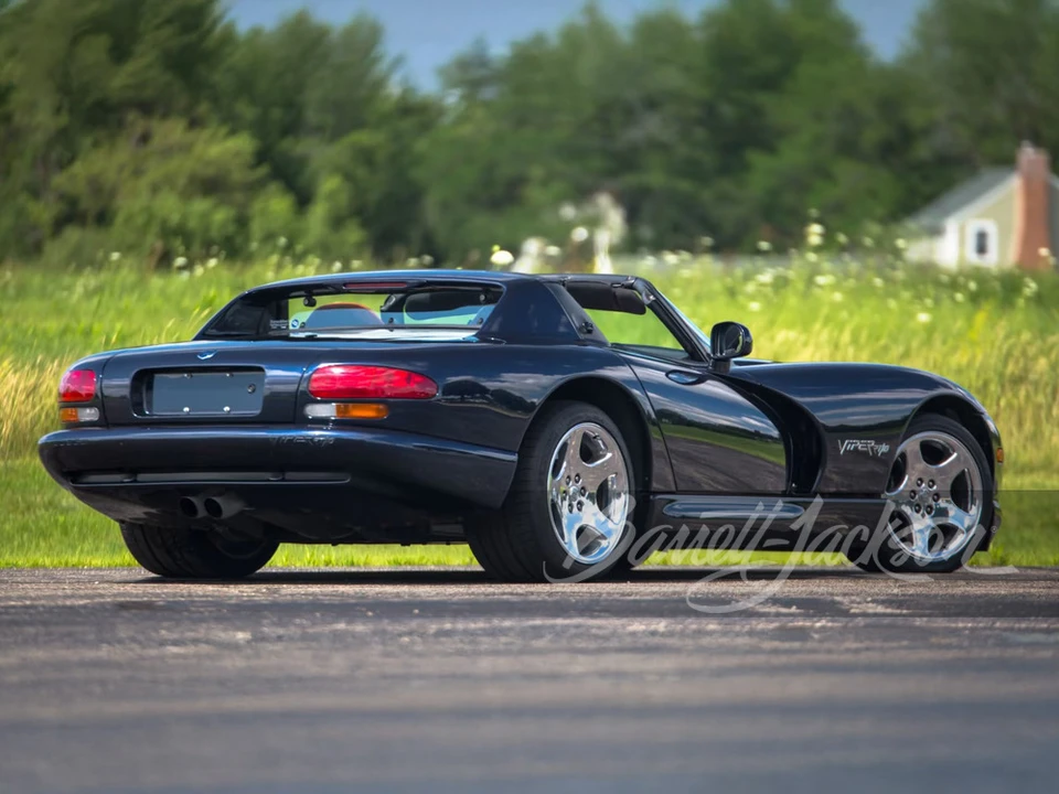 2001 Dodge Viper 2nd Gen - Image 2 of 12