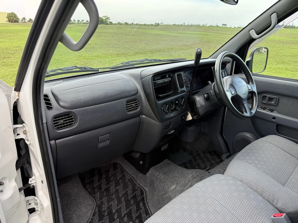 2001 Daihatsu Hijet - Image 16 of 30