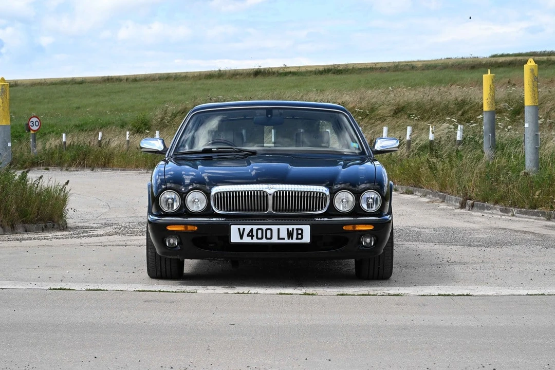 2001 Daimler - Image 12 of 30