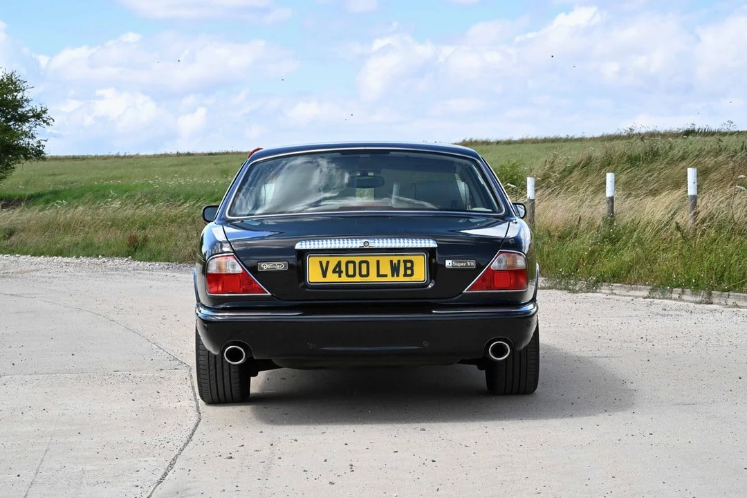 2001 Daimler - Image 13 of 30