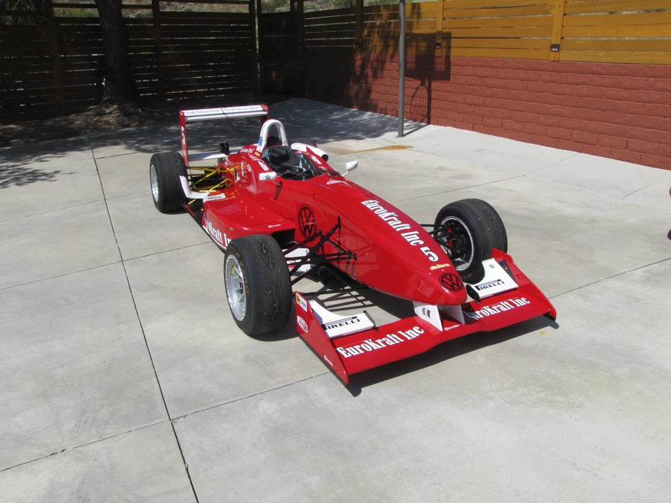 2001 Dallara - Image 2 of 31