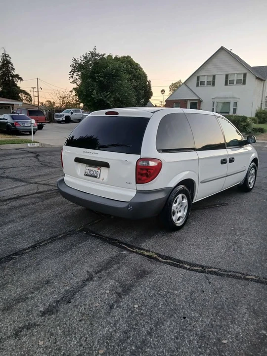 2001 Dodge Caravan - Image 4 of 18