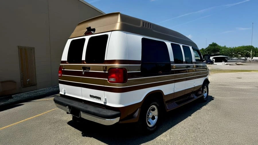 2001 Dodge Ram Van - Image 3 of 23