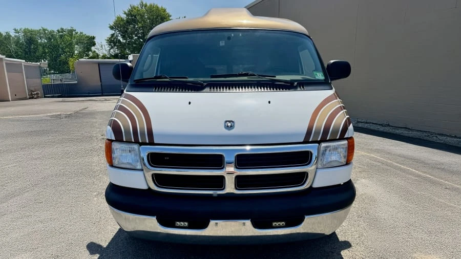 2001 Dodge Ram Van - Image 4 of 23