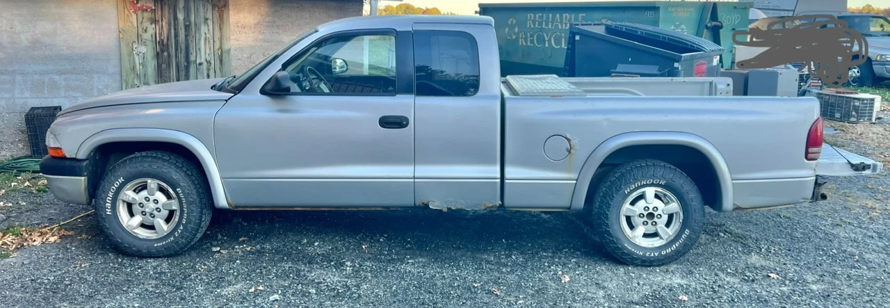 2001 Dodge Dakota 2nd Gen - Image 2 of 20
