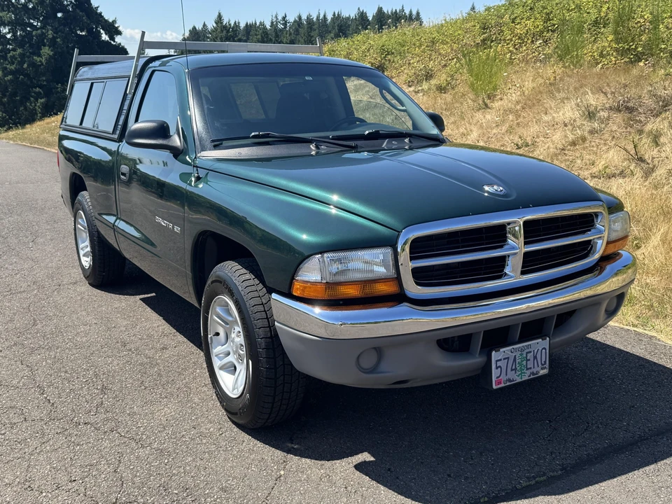 2001 Dodge Dakota 2nd Gen - Image 2 of 31