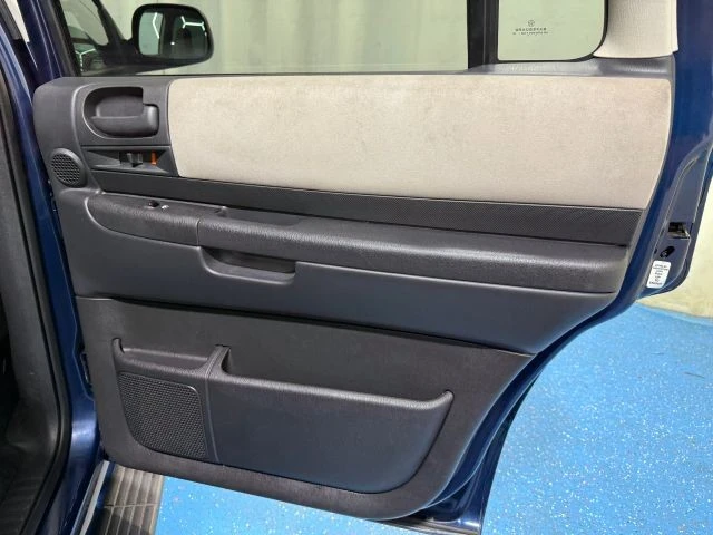 2001 Dodge Durango 1st Gen - Image 18 of 21