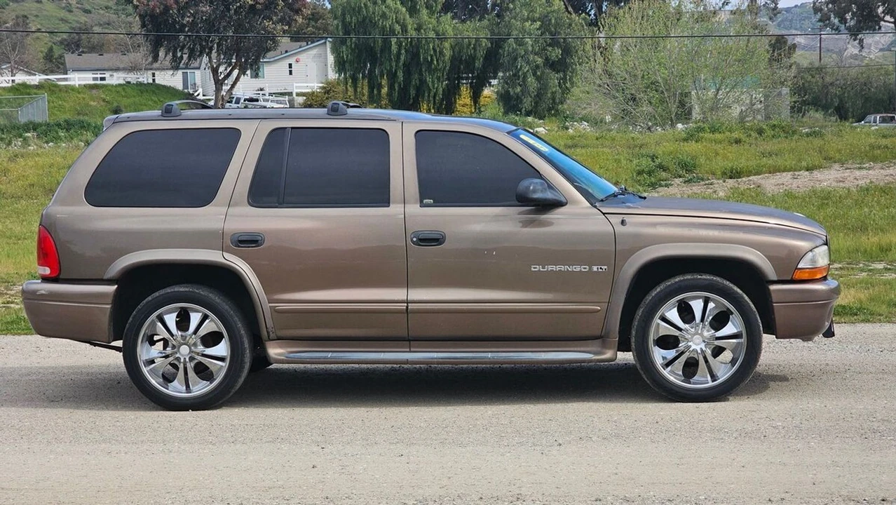 2001 Dodge Durango 1st Gen - Image 16 of 25