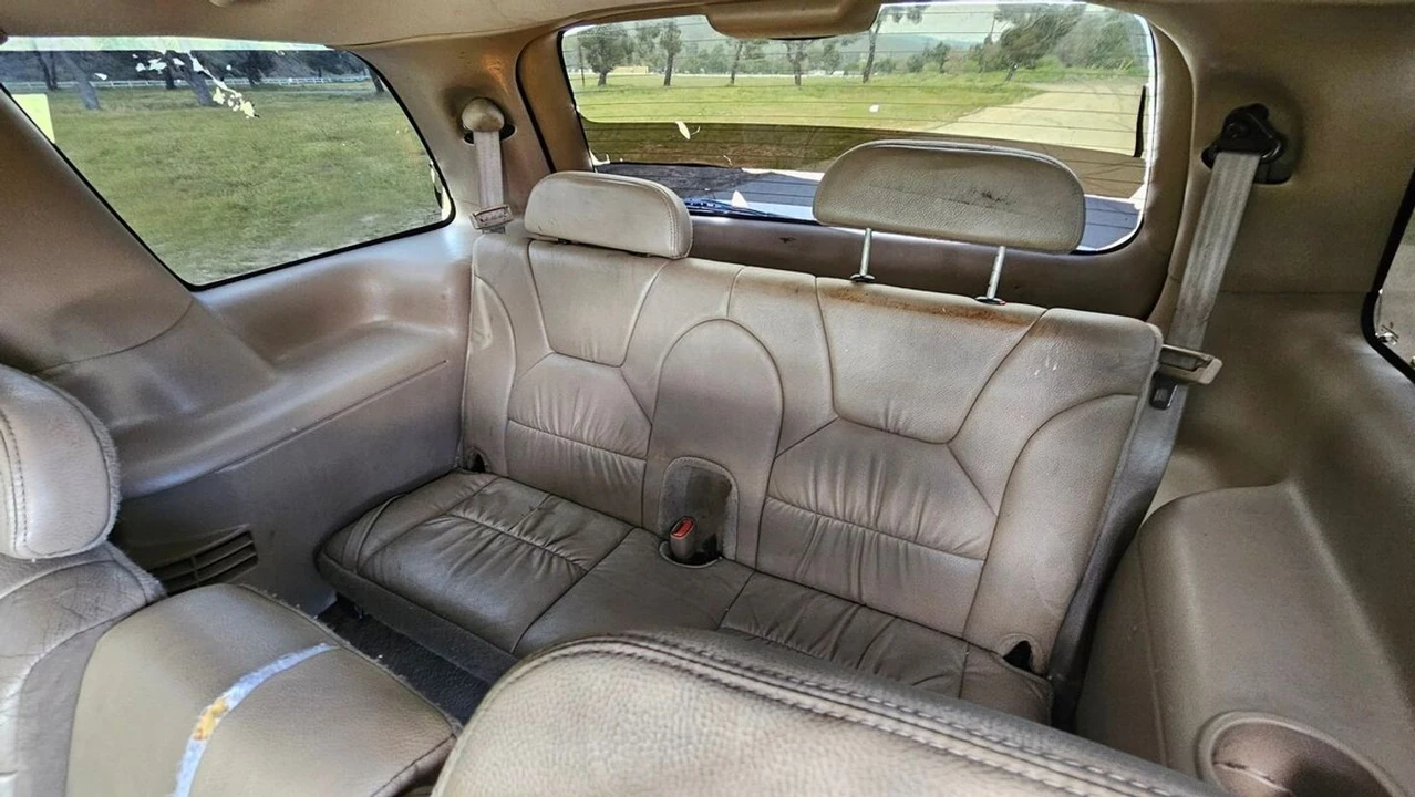 2001 Dodge Durango 1st Gen - Image 22 of 25
