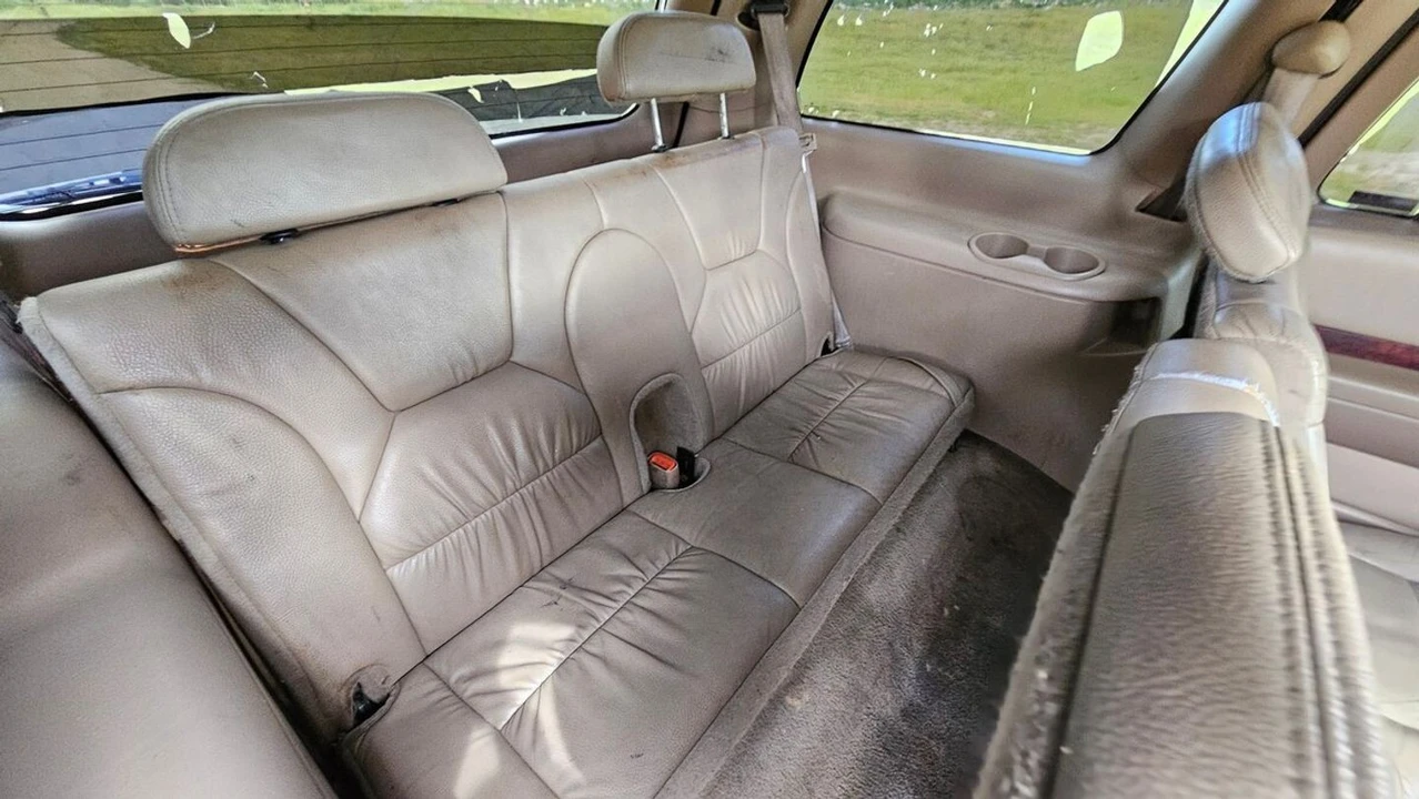 2001 Dodge Durango 1st Gen - Image 23 of 25
