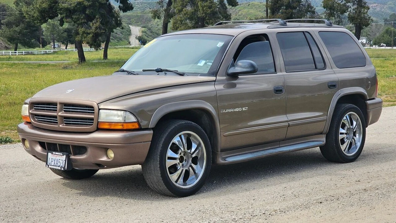 2001 Dodge Durango 1st Gen - Image 2 of 12