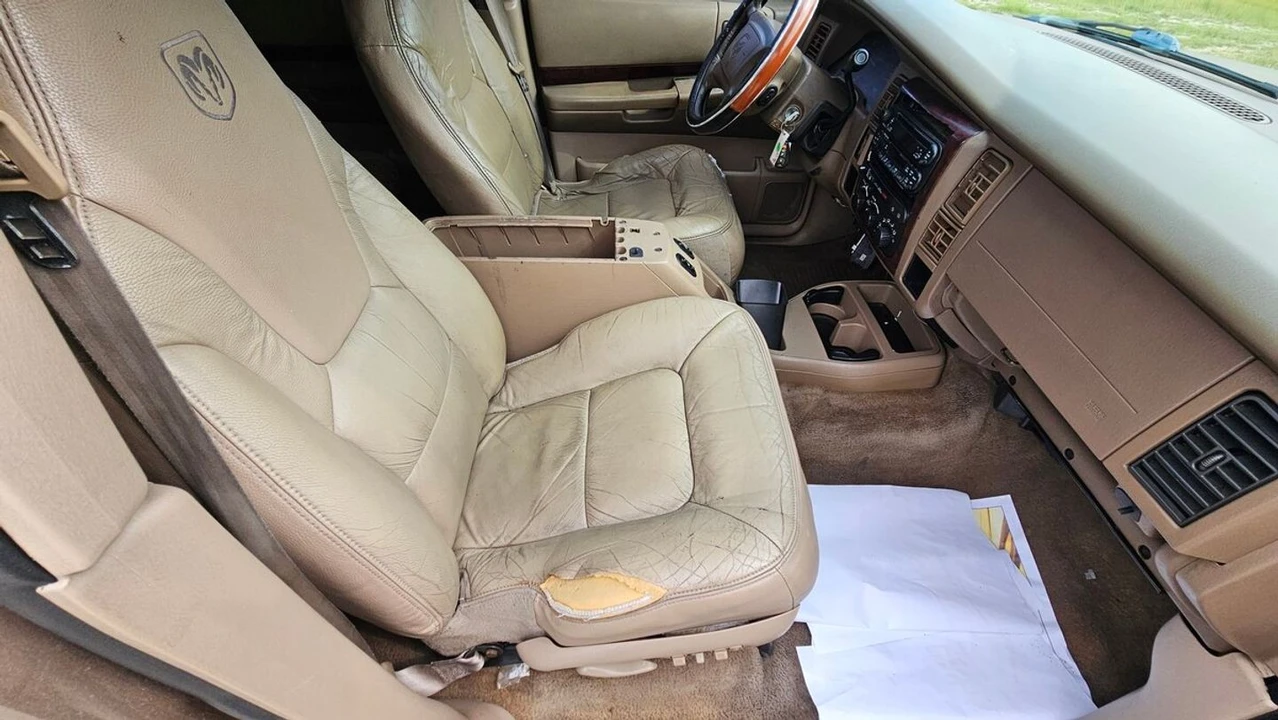 2001 Dodge Durango 1st Gen - Image 18 of 25