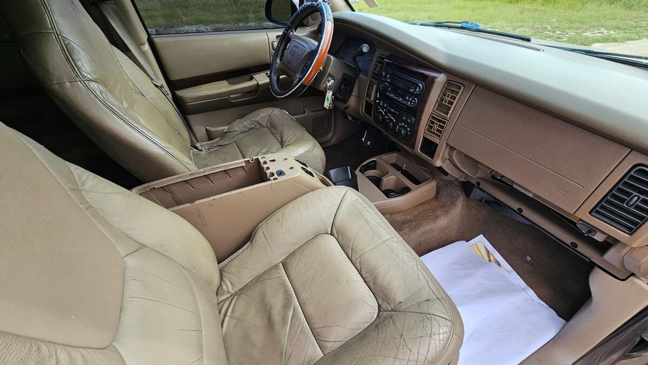 2001 Dodge Durango 1st Gen - Image 10 of 25