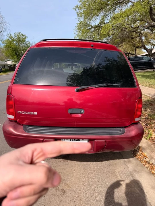 2001 Dodge Durango 1st Gen - Image 2 of 12