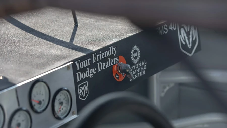 2001 Dodge Intrepid - Image 30 of 31