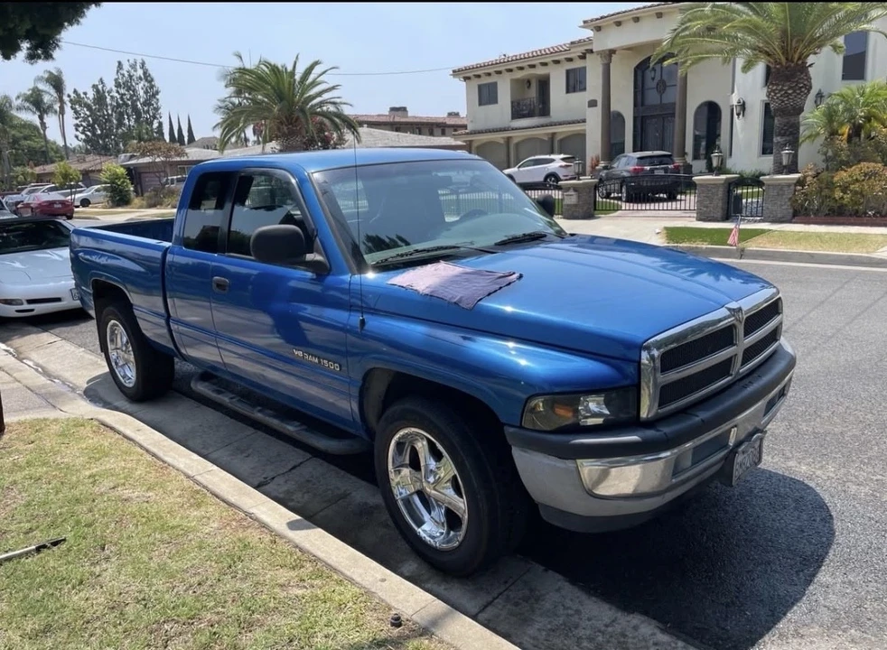 2001 Dodge Ram 2nd Gen - Image 2 of 18
