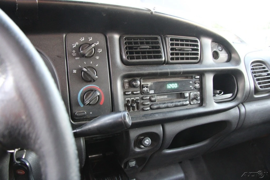 2001 Dodge Ram 2nd Gen - Image 16 of 21