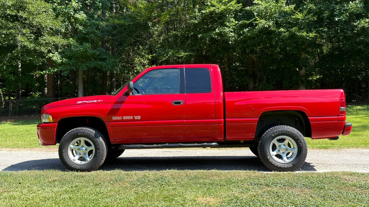 2001 Dodge Ram 2nd Gen - Image 2 of 31