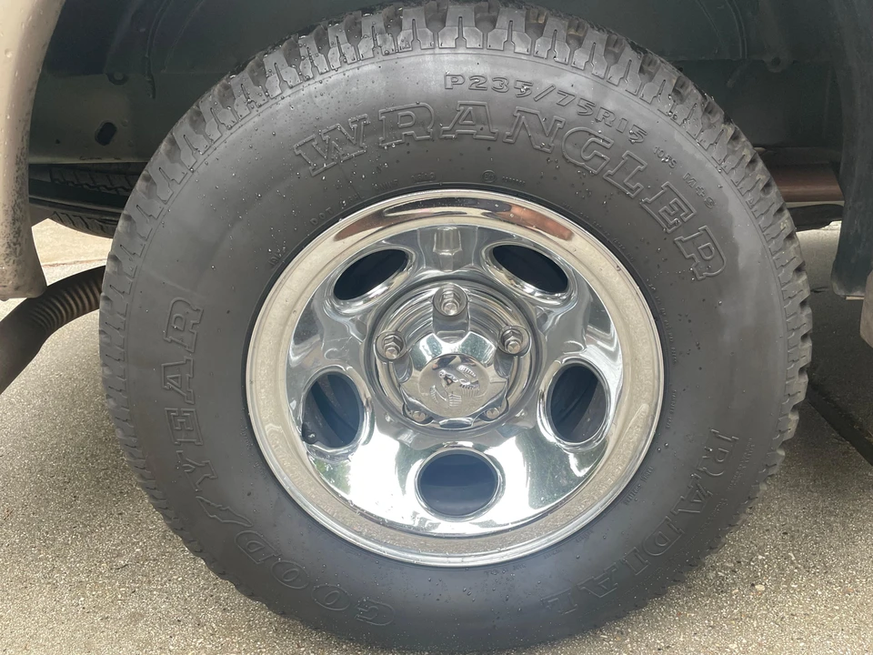 2001 Dodge Ram Van - Image 21 of 31