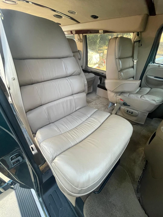 2001 Dodge Ram Van - Image 29 of 31