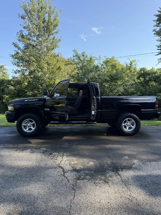 2001 Dodge Ram 2nd Gen - Image 11 of 31