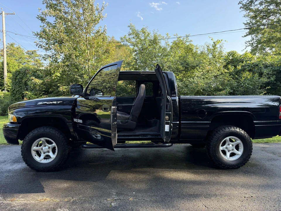 2001 Dodge Ram 2nd Gen - Image 12 of 31