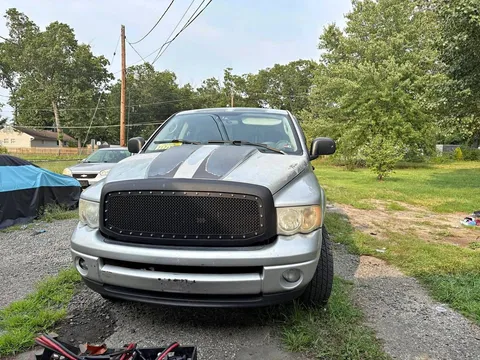 2001 Dodge Ram 1500 Quad Cab SRT-10 Pickup 4D 6 1/4 ft