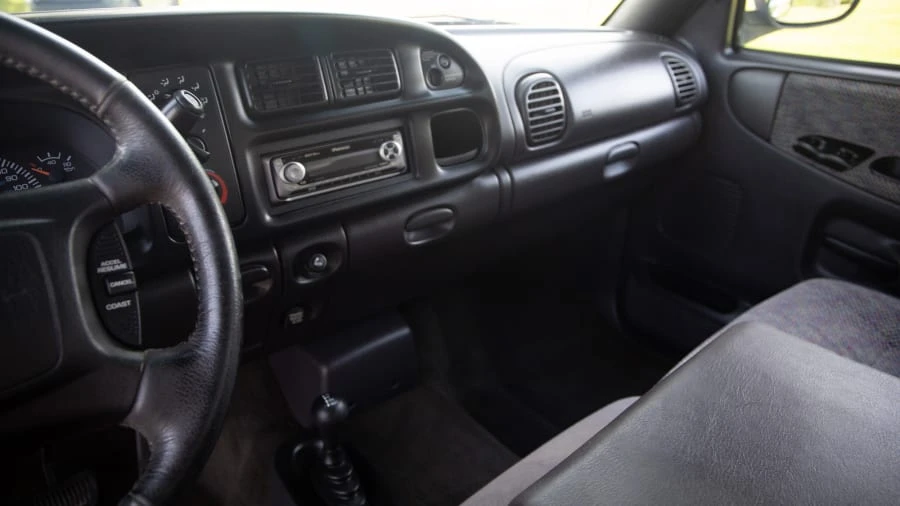 2001 Dodge Ram 2nd Gen - Image 18 of 28