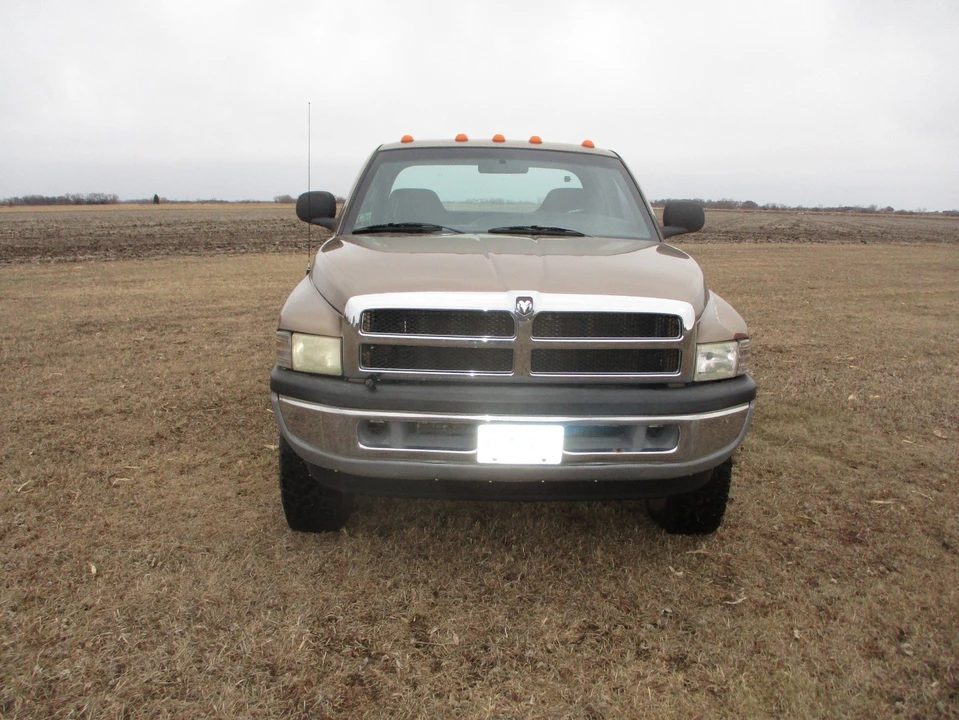 2001 Dodge Ram 2nd Gen - Image 2 of 11