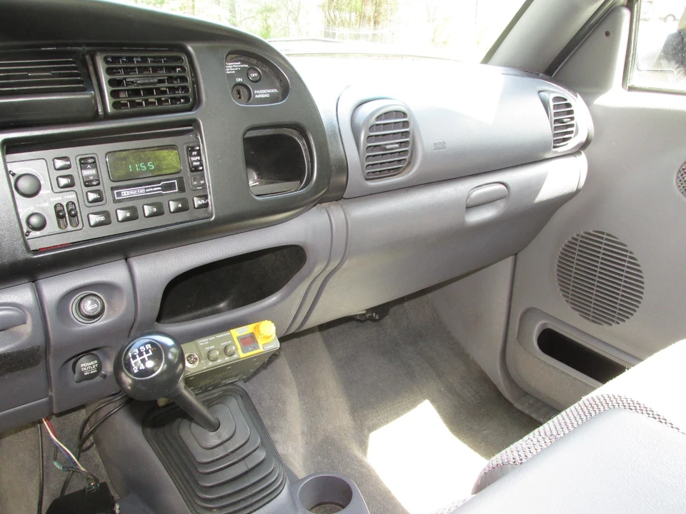 2001 Dodge Ram 2nd Gen - Image 17 of 31