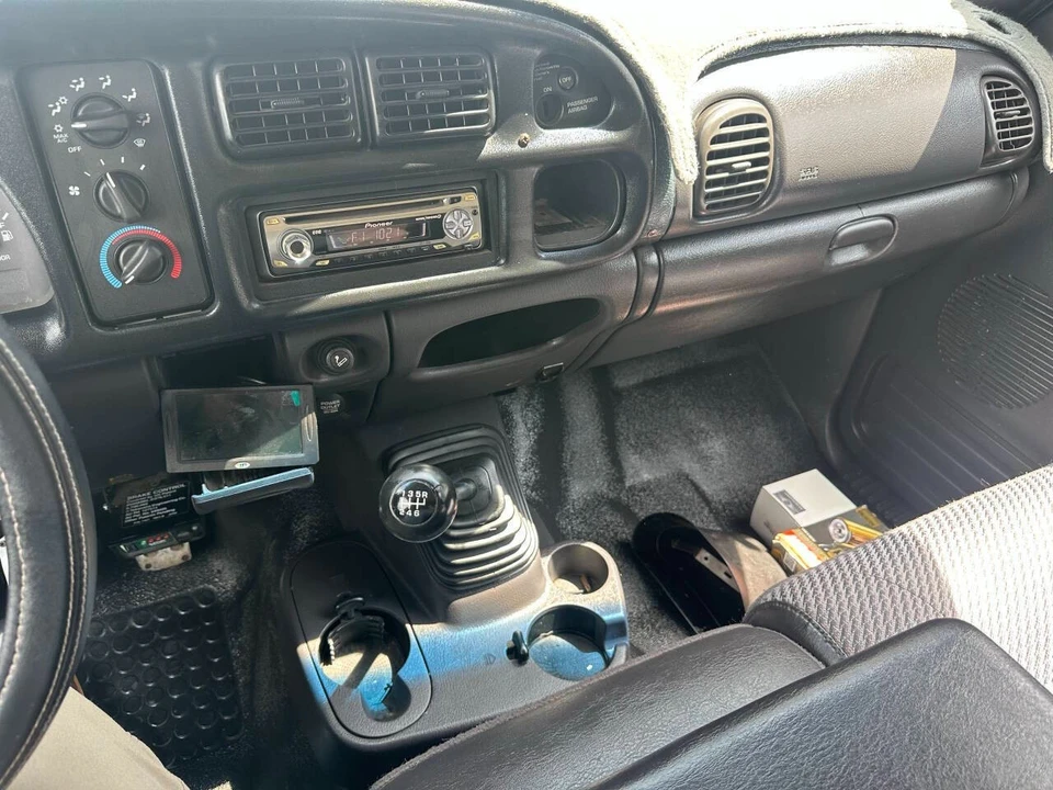 2001 Dodge Ram 2nd Gen - Image 19 of 30