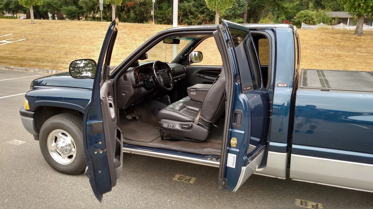 2001 Dodge Ram 2nd Gen - Image 15 of 31