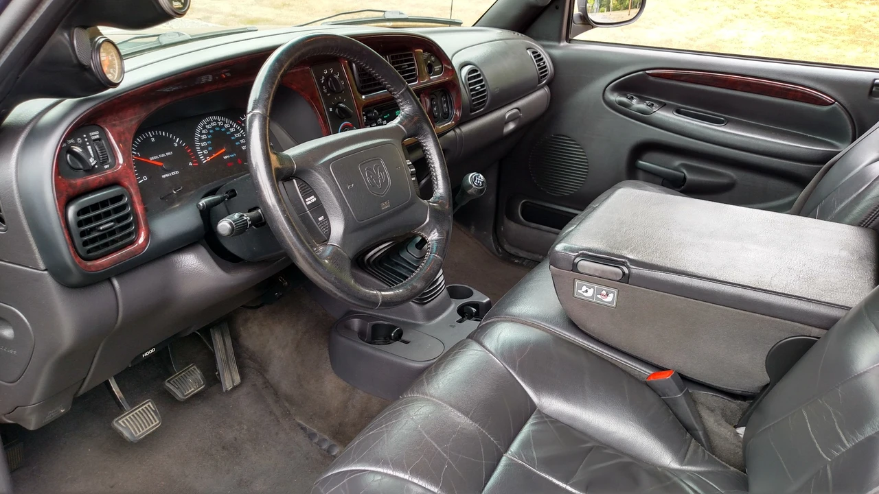 2001 Dodge Ram 2nd Gen - Image 14 of 31