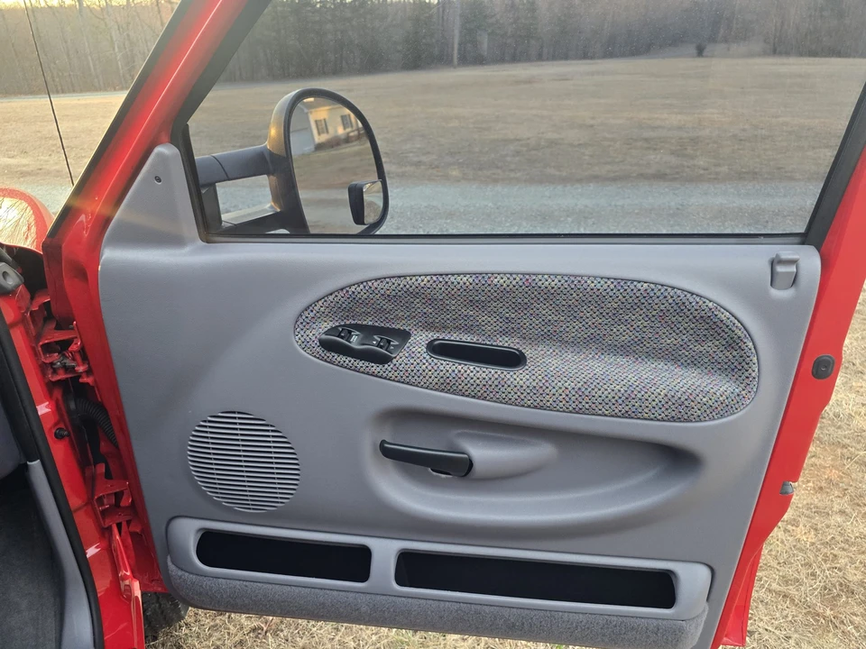 2001 Dodge Ram 2nd Gen - Image 23 of 31