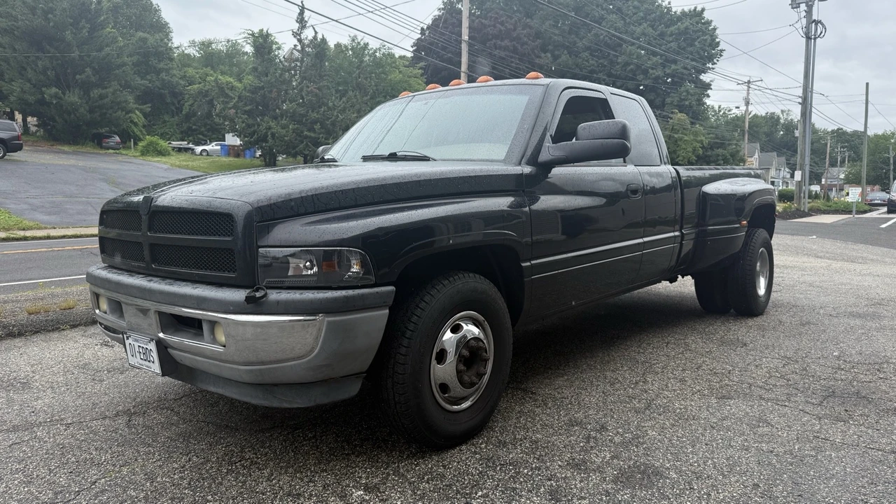 2001 Dodge Ram 2nd Gen - Image 2 of 13