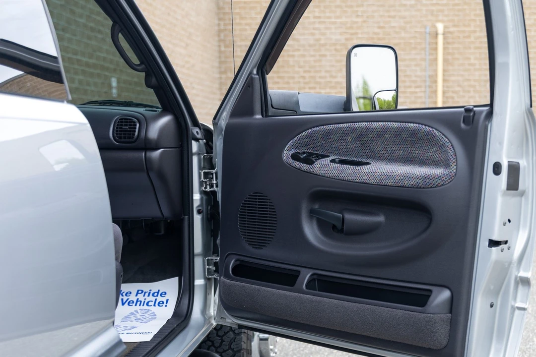 2001 Dodge Ram 2nd Gen - Image 28 of 31