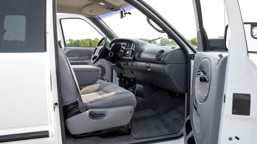 2001 Dodge Ram 2nd Gen - Image 5 of 12