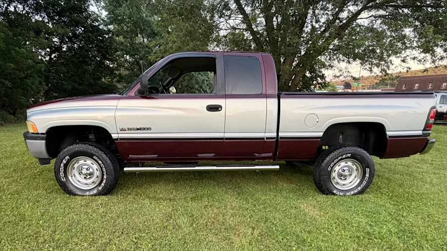 2001 Dodge Ram 2nd Gen - Image 2 of 15