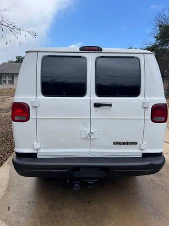 2001 Dodge Ram Van - Image 3 of 7