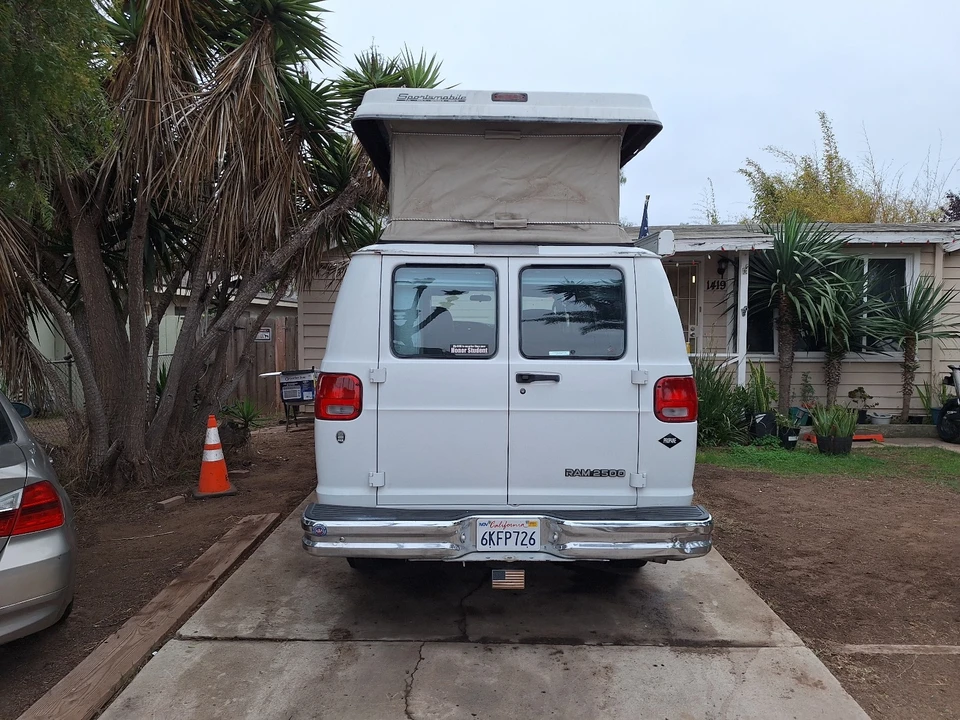 2001 Dodge Ram Van - Image 5 of 21
