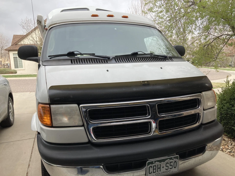 2001 Dodge Ram Van - Image 9 of 31