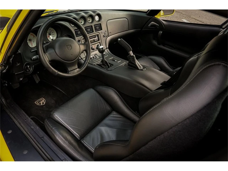 2001 Dodge Viper 2nd Gen - Image 13 of 19