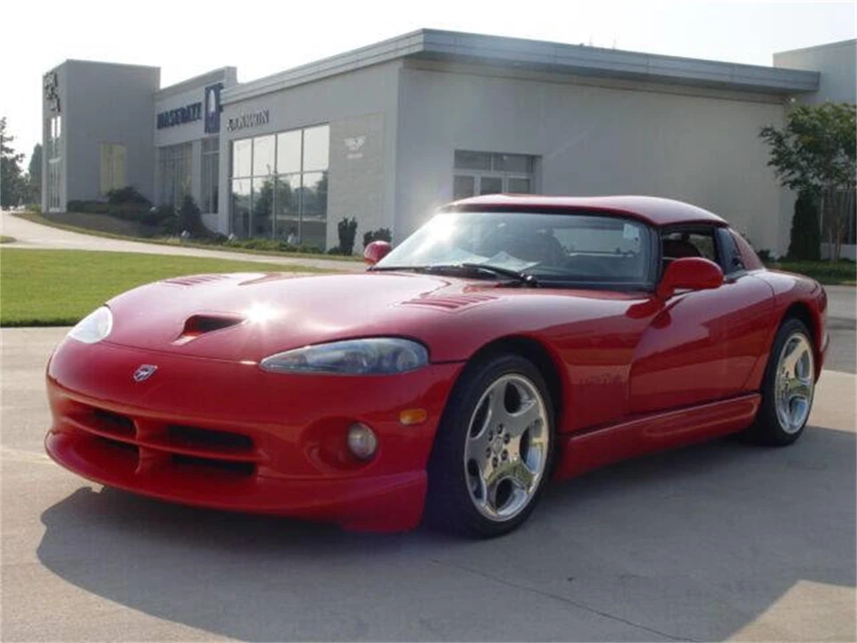 2001 Dodge Viper 2nd Gen - Image 2 of 15