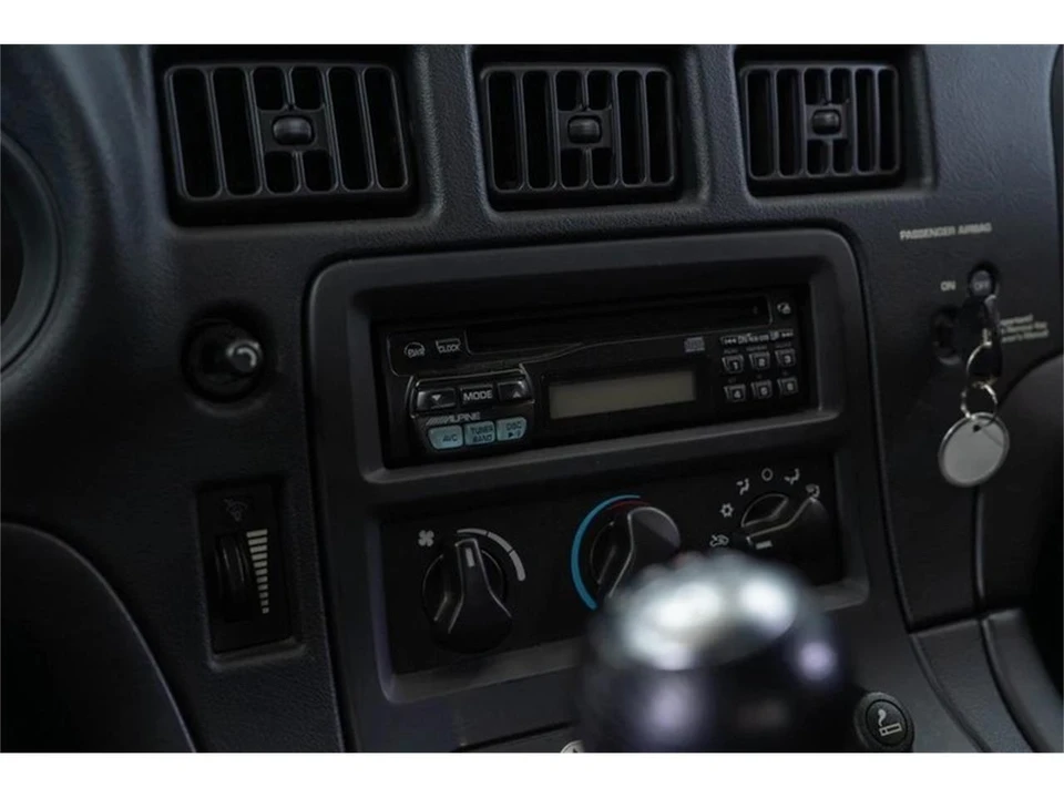 2001 Dodge Viper 2nd Gen - Image 13 of 22