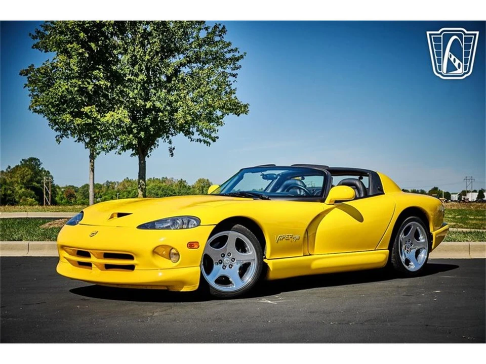 2001 Dodge Viper 2nd Gen - Image 2 of 31