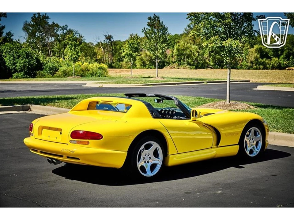 2001 Dodge Viper 2nd Gen - Image 13 of 31
