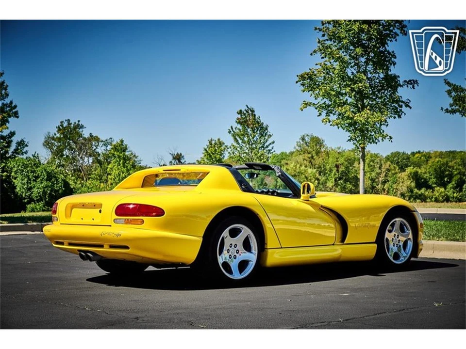 2001 Dodge Viper 2nd Gen - Image 14 of 31