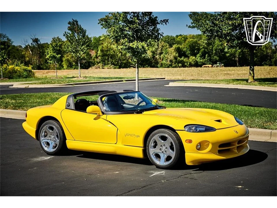 2001 Dodge Viper 2nd Gen - Image 19 of 31